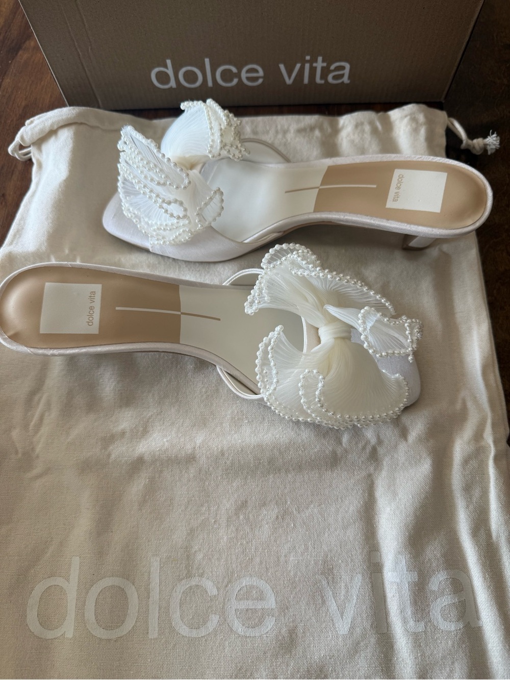 Dolce Vita Narita Pearl off white satin - Picture 8 of 8